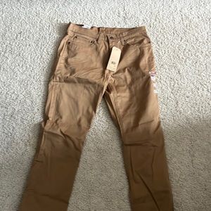 Levi’s Men’s Pants. Kaki/Dark Brown. 541 Athletic Taper. 34x34. Never worn